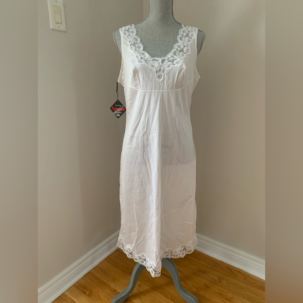 2 Vintage White Slips
